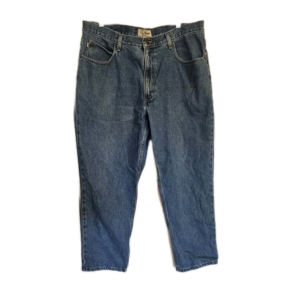 LL Bean Relaxed Fit Jeans Mens Size‎ 38x29 (Measures 38x28) Straight Leg Cotton